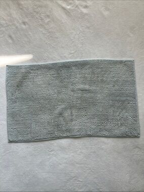 Textured Bath Mat in Light Blue